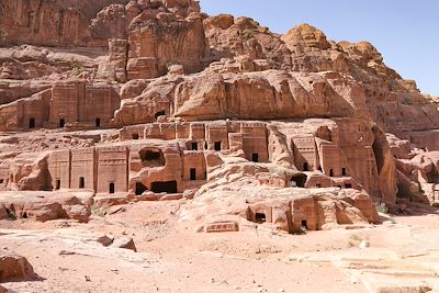 © Emilie Winter - Cité troglodyte de Pétra - Jordanie Cité troglodyte de Pétra - Jordanie