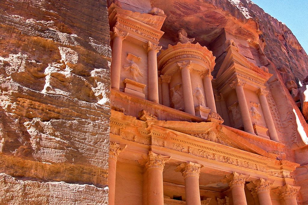 Image Randonnée Chamelière Dans Le Désert Du Wadi, Aventure Dans La Cité Antique De Pétra