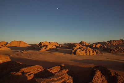 Coucher du soleil dans le Wadi Rum 
