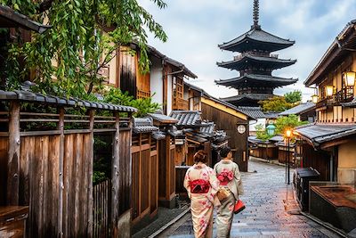 Maikos dans le quartier de Higashiyama - Kyoto - Japon