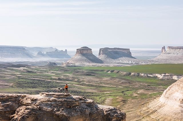 Voyage Mangystau, traversée à vélo avec Cédric Tassan