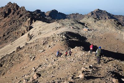 Randonneurs arrivant à Austrian Hut - Mont Kenya - Kenya 