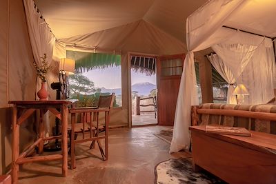 Kibo Safari Camp - Amboseli - Kenya