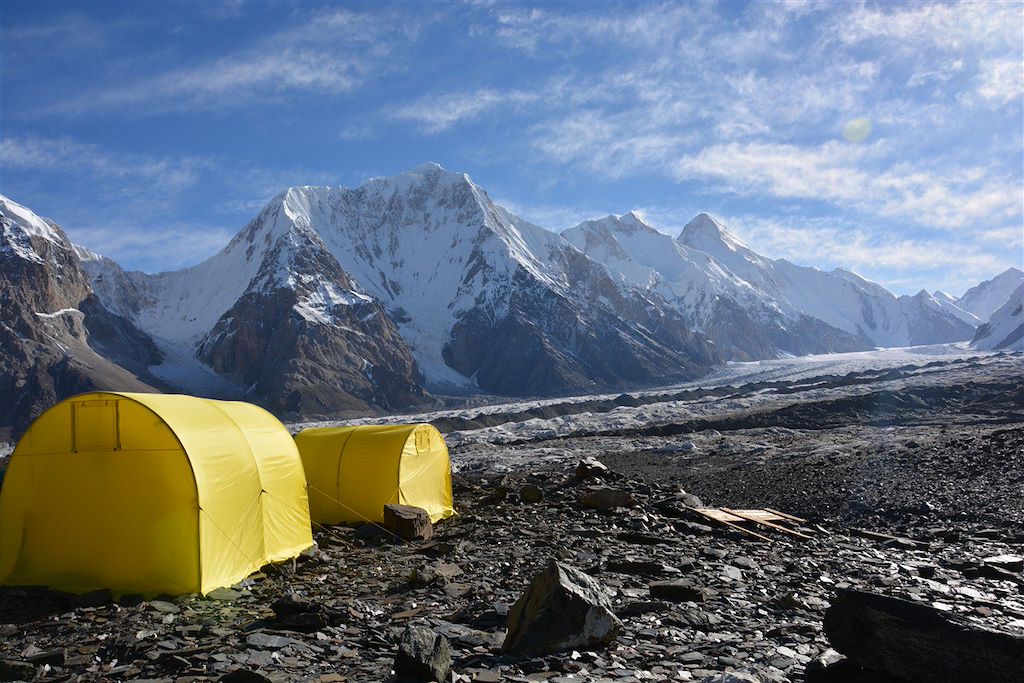 Image Trek glacier Inylchek - camp de base Khan Tengri - Randonnée Tien Shan