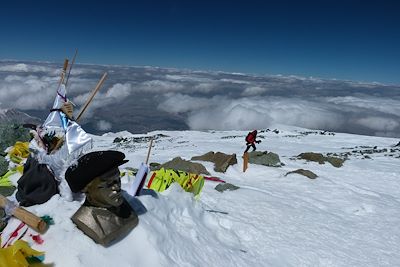 Arrivée au sommet du Pic Lénine (7134m) - Kirghizie