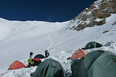 Camp 2 à 5300m sur le Pic Lénine - Kirghizie
