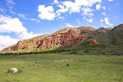 © Emma Grimberg / iStock - Vallée de Jeti-Ogüz - Kirghizistan Vallée de Jeti-Ogüz - Kirghizistan