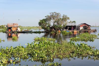 Iles, temples et villages du Cambodge