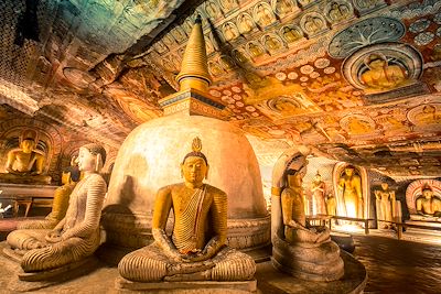 © eranda / Adobe Stock - Temple de la grotte de Dambulla - Sri lanka Temple de la grotte de Dambulla - Sri lanka