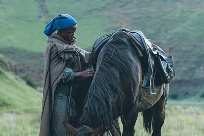 Jeune berger basotho avec son cheval - Lesotho
