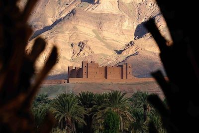 © Louis Puthod - Ksar - Vallée du Drâa - Maroc Ksar - Vallée du Drâa - Maroc