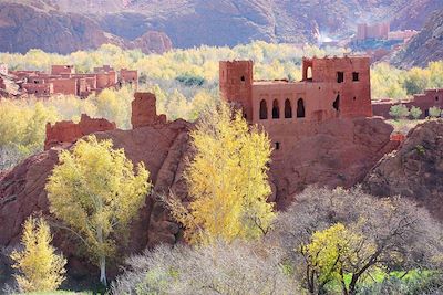 © Louis Puthod - Ksar - Vallée du Dadès - Maroc Ksar - Vallée du Dadès - Maroc