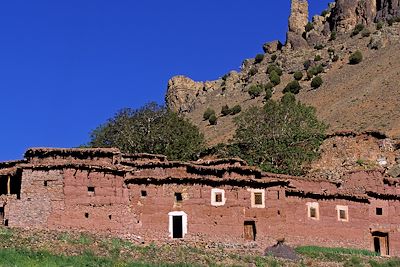 © Laurent Boiveau - Village d'Ichbaken - Haut Atlas - Maroc Village d'Ichbaken - Haut Atlas - Maroc