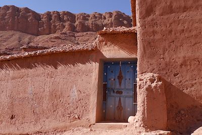 Dans la vallée M'Goun - Versant sud-est du Haut Atlas - Maroc