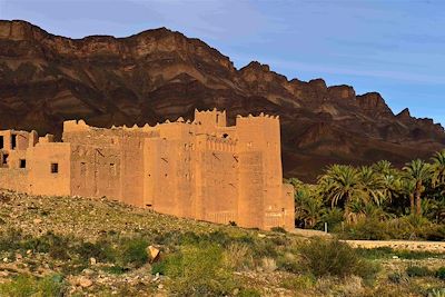 © Louis Puthod - Ksar - Vallée du Drâa - Maroc Ksar - Vallée du Drâa - Maroc