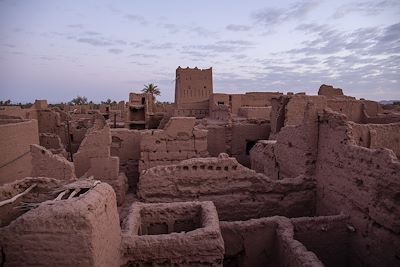 © Brice Portolano - Village de Ksar Bounou - M'Hamid El Ghizlane - Maroc Village de Ksar Bounou - M'Hamid El Ghizlane - Maroc