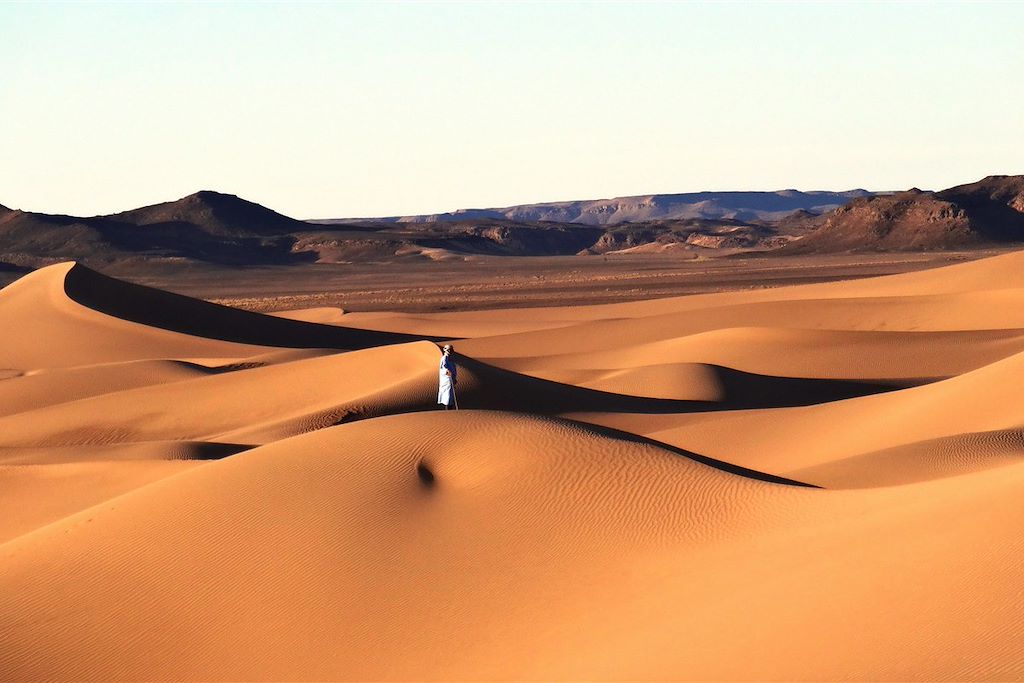 Image Randonnée Chamelière Au Maroc - Bivouac Dans Les Dunes - Immersion Dans Le Désert