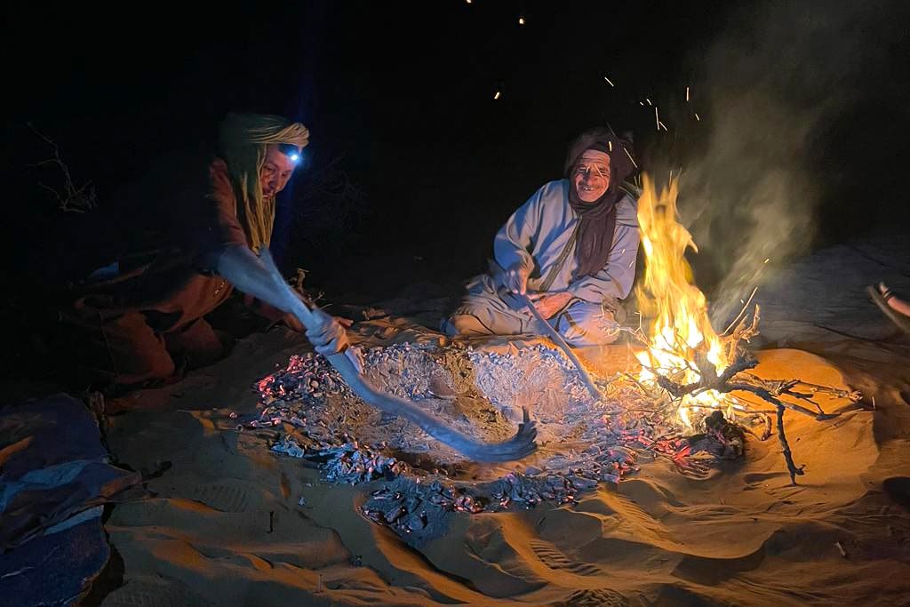 Image Randonnée Chamelière Au Maroc - Bivouac Dans Les Dunes - Immersion Dans Le Désert