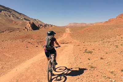 À VTT dans la vallée du M'Goun - Maroc