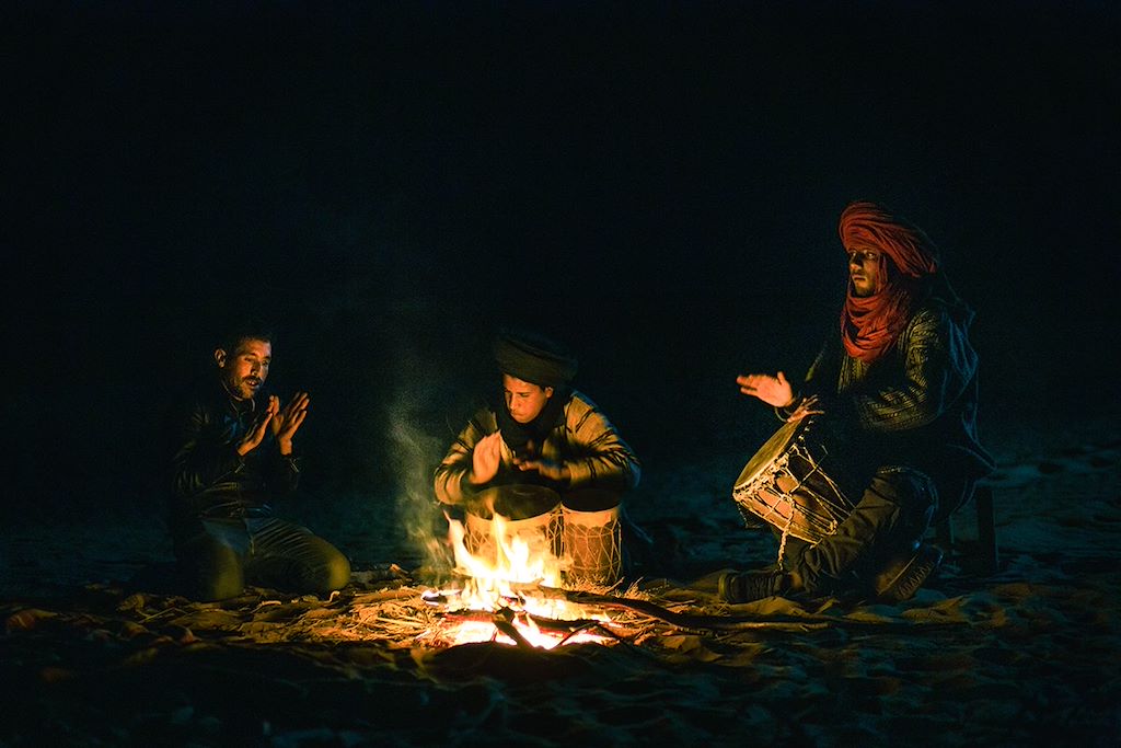 Image Maroc en famille – Trek Désert - Vallée du Draa - Voyage Ouarzazate - campement désert
