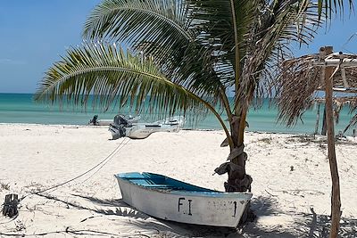 © Elody Patin - Plage Las Coloradas - Yucatan - Mexique Plage Las Coloradas - Yucatan - Mexique