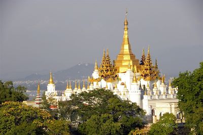 Navigation sur l'Irrawaddy - Ava - Région de Mandalay - Birmanie