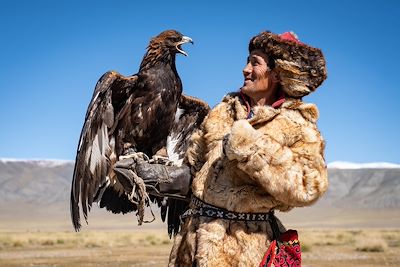 Nomade Kazakh et son aigle - Mongolie