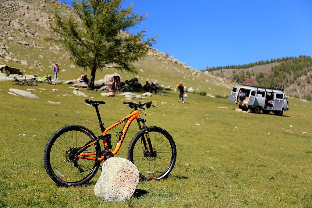 Image Mongolie à vélo - VTT en Mongolie - Rencontres Nomades