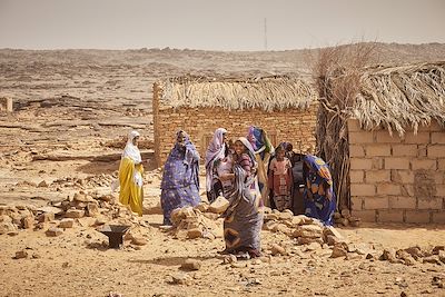 Femmes mauritaniennes dans un village