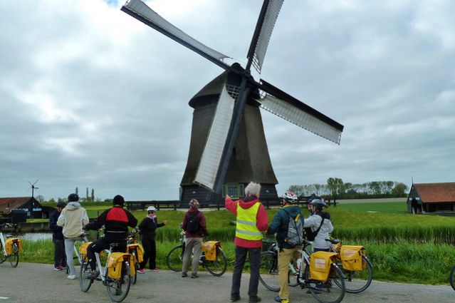 Image Amsterdam Bruges à vélo et en bateau