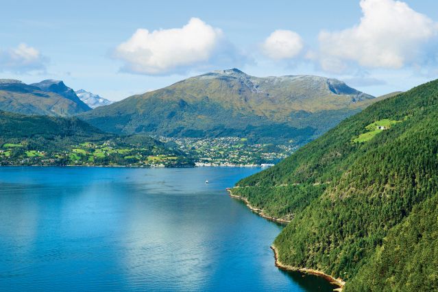 Image Kayak, vélo et randonnées dans les fjords