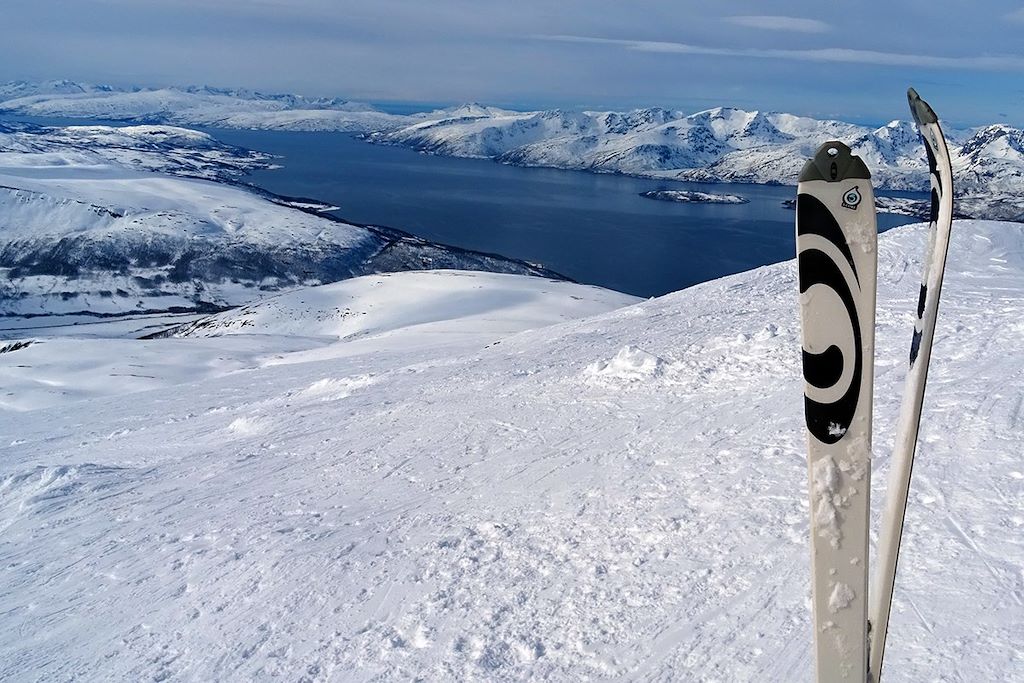 Ski d'exploration à la voile dans les Lofoten