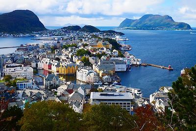 Voyage Kayak et randonnées dans le Hjørundfjord 3