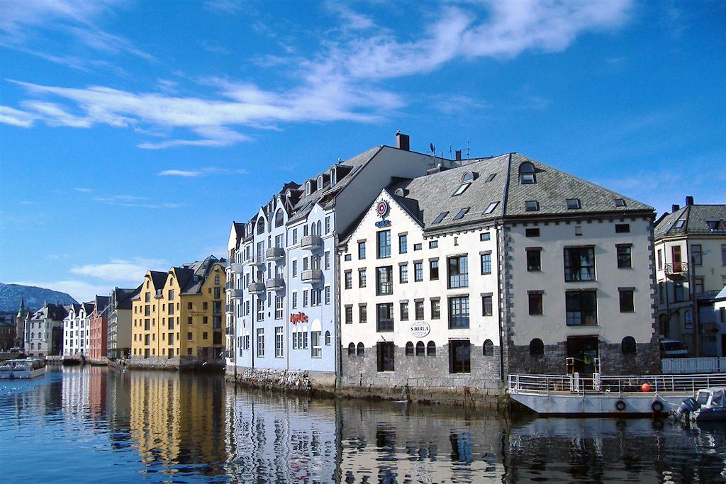 Image Kayak sur le Tafjord - randonnée dans le Hjørundfjord - Ålesund
