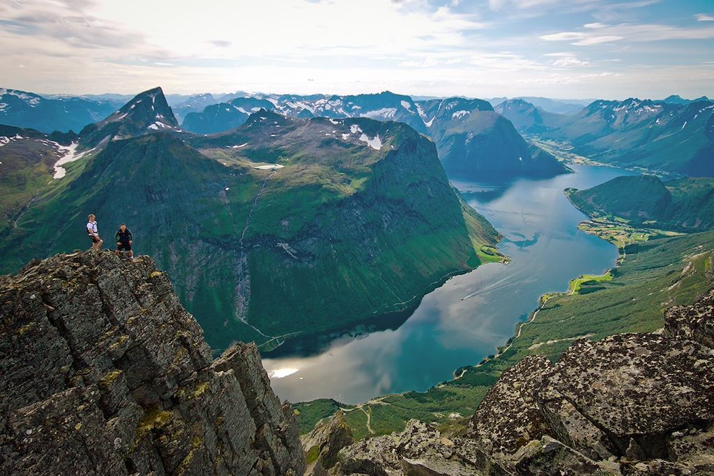 Image Kayak sur le Tafjord - randonnée dans le Hjørundfjord - Ålesund