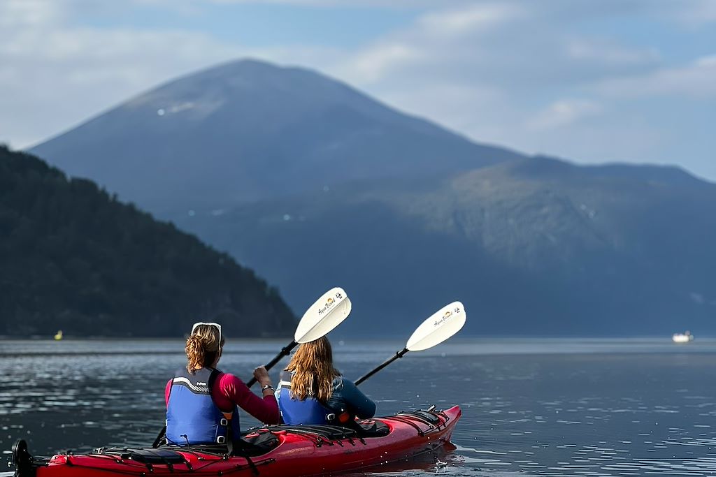 Image Kayak sur le Tafjord - randonnée dans le Hjørundfjord - Ålesund