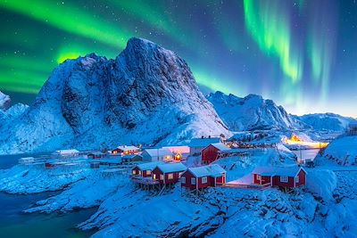 Aurore boréale - Festhelltinden - Lofoten - Norvège