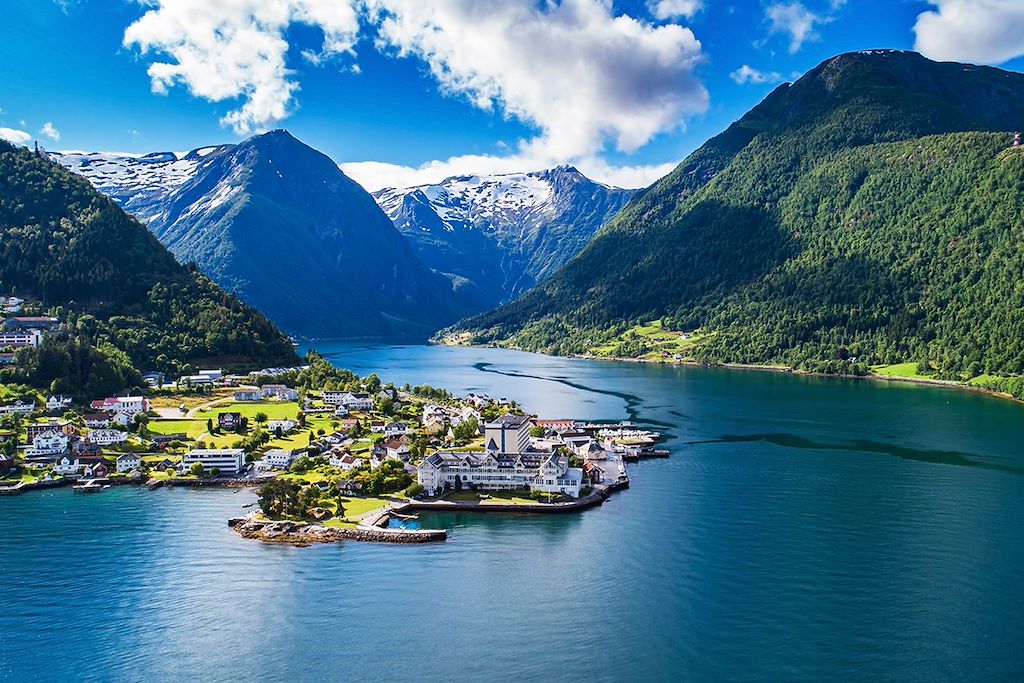 Image Ferry Sognefjord - Train Flam - Vélo Bergen