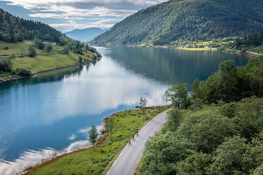 Image Ferry Sognefjord - Train Flam - Vélo Bergen