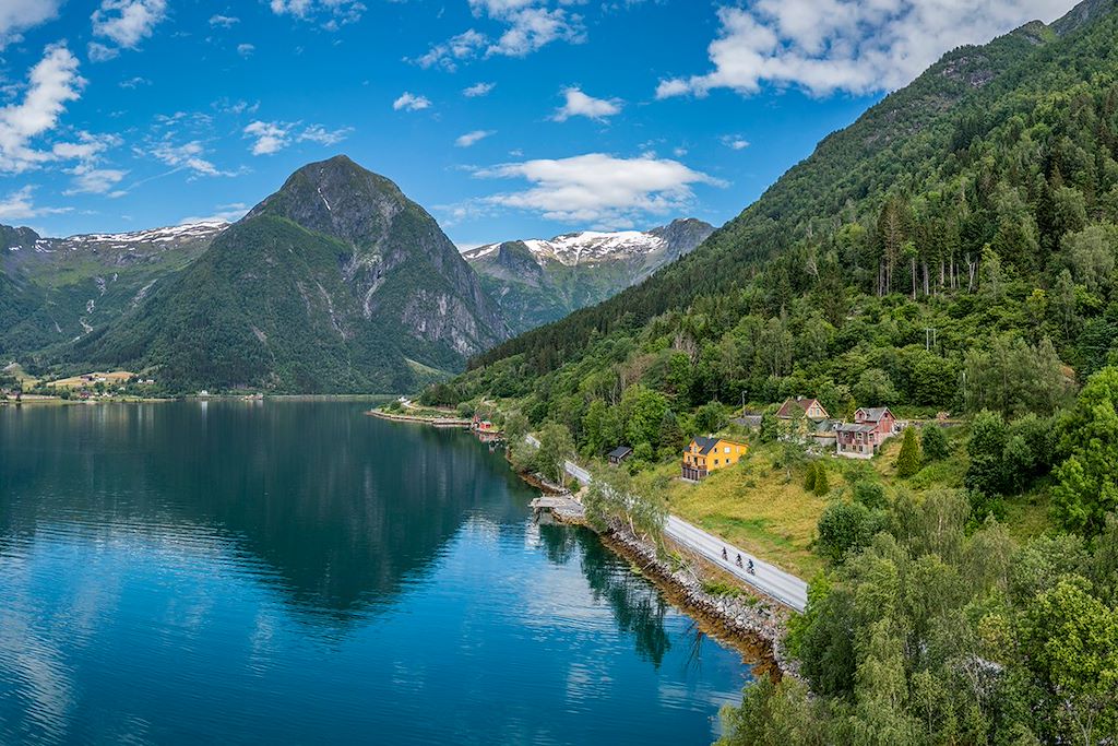 Image Ferry Sognefjord - Train Flam - Vélo Bergen