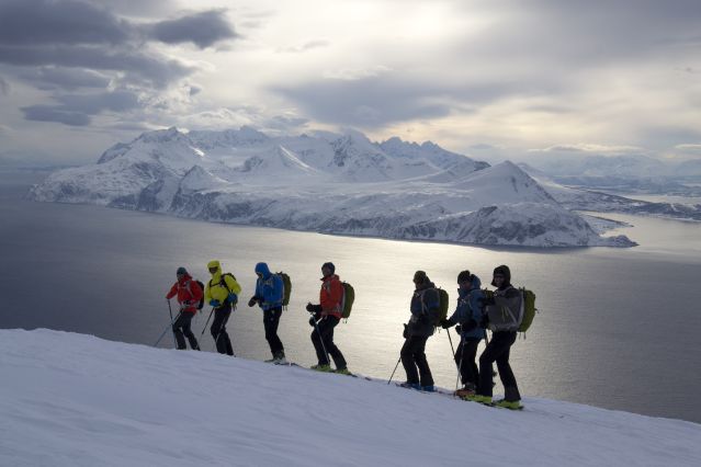 Image Ski et voile dans les Alpes de Lyngen
