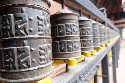 © Maryline Goustiaux - Un moulin à prières - Mahaboudha Temple - Patan - district de Lalitpur - Népal Un moulin à prières - Mahaboudha Temple - Patan - district de Lalitpur - Népal