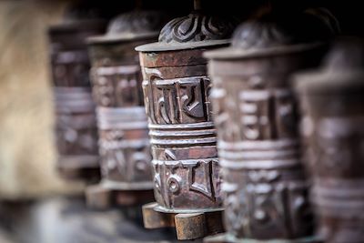 © Yann Tosseyn - Moulins à prières - Tour du Manaslu - Népal Moulins à prières - Tour du Manaslu - Népal