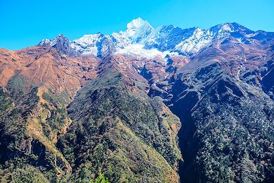 Vue au pied du Thamserku - Vallée du Khumbu - Népal