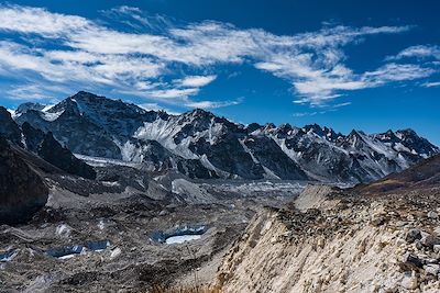 Paysage himalayen - camp de base de Kanchenjunga
