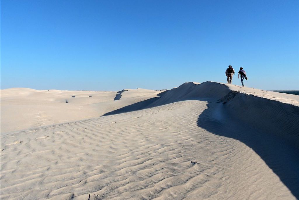 Image Traversée De Mascate Au Rul Al Khali, Randonnée Dans Les Sugar Dunes,