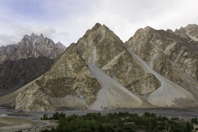 Image Nanga Parbat et vallée de Hunza