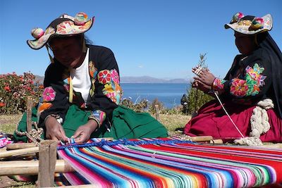 Artisans de Llachón - province de Puno - Pérou