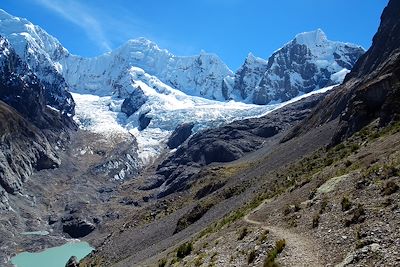 © Walter Christian Mendez Bendezu - Huayhuash - Lac Siula - Pérou Huayhuash - Lac Siula - Pérou