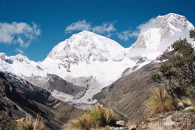 © Thierry Fixman - Huascaran, sommet du Pérou (6768 mètres) - Cordillère blanche - Pérou Huascaran, sommet du Pérou (6768 mètres) - Cordillère blanche - Pérou